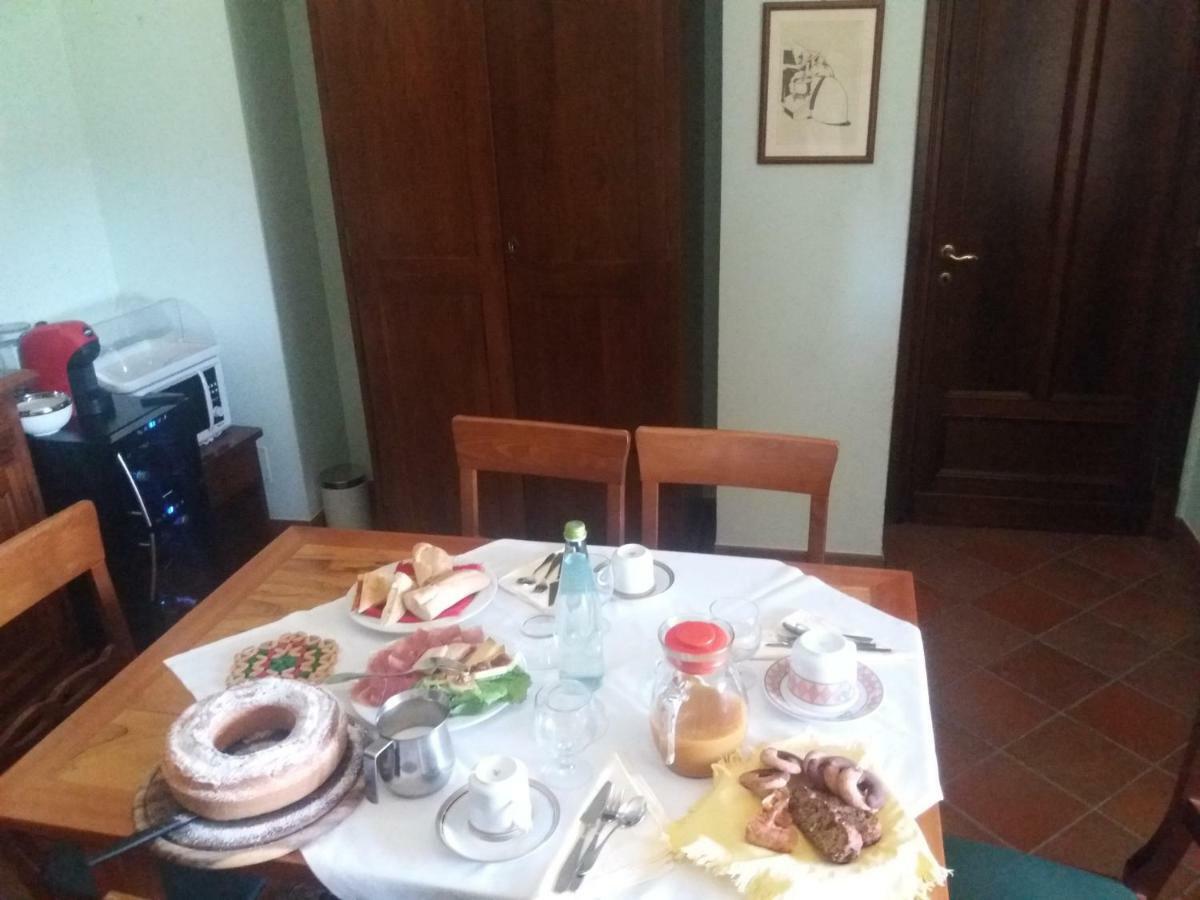 Gasthaus "La Grancia" Country House Treia Exterior foto